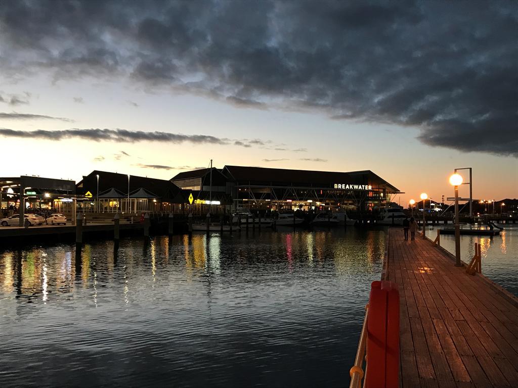 Sunset Place Apartments Perth Bilik gambar
