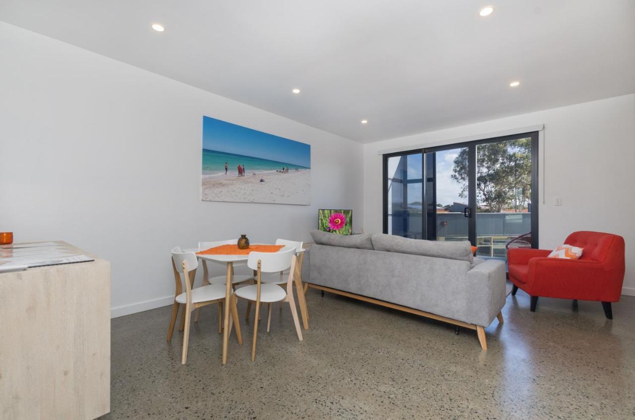 Sunset Place Apartments Perth Luaran gambar