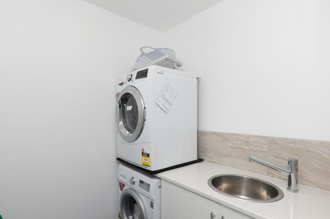 Sunset Place Apartments Perth Luaran gambar